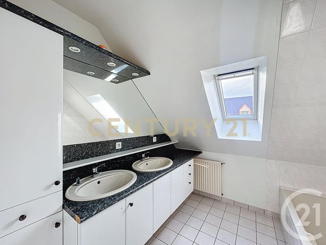 maison à vendre - 5 pièces - 105.0 m2 - ST BERTHEVIN - 53 - PAYS-DE-LOIRE - Century 21 Dréano Immobilier