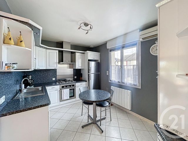 maison à vendre - 5 pièces - 90.0 m2 - LAVAL - 53 - PAYS-DE-LOIRE - Century 21 Dréano Immobilier