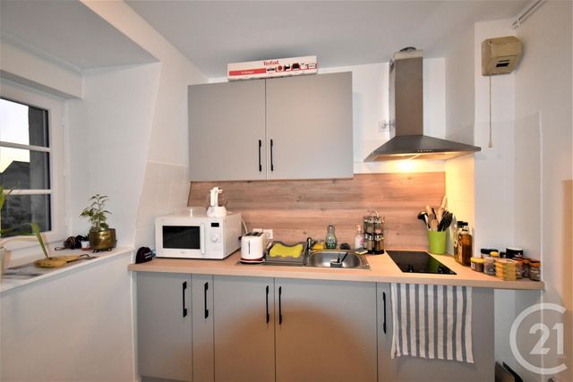 Appartement F2 à louer - 2 pièces - 37.7 m2 - ST BERTHEVIN - 53 - PAYS-DE-LOIRE - Century 21 Dréano Immobilier
