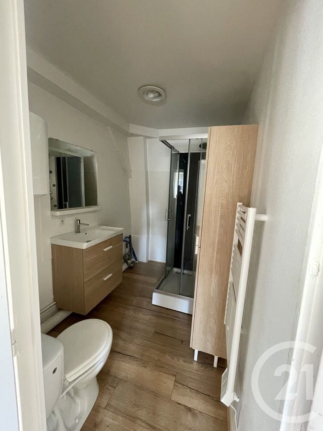 Appartement F2 à louer - 2 pièces - 37.7 m2 - ST BERTHEVIN - 53 - PAYS-DE-LOIRE - Century 21 Dréano Immobilier