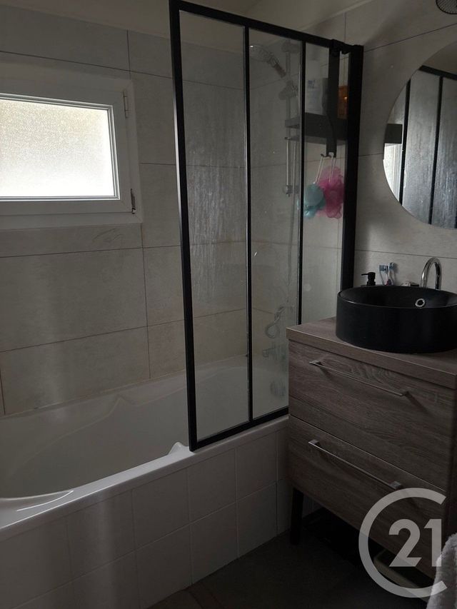 maison à louer - 3 pièces - 68.0 m2 - PORT BRILLET - 53 - PAYS-DE-LOIRE - Century 21 Dréano Immobilier