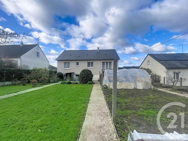 maison à vendre - 5 pièces - 89.3 m2 - QUELAINES ST GAULT - 53 - PAYS-DE-LOIRE - Century 21 Dréano Immobilier