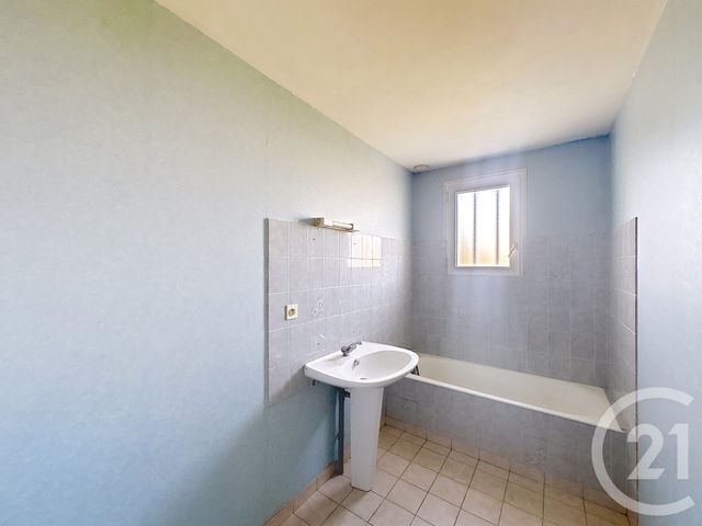 maison à vendre - 5 pièces - 102.3 m2 - ENTRAMMES - 53 - PAYS-DE-LOIRE - Century 21 Dréano Immobilier