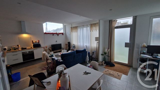 Appartement T2 à louer - 2 pièces - 47.66 m2 - ANDOUILLE - 53 - PAYS-DE-LOIRE - Century 21 Dréano Immobilier