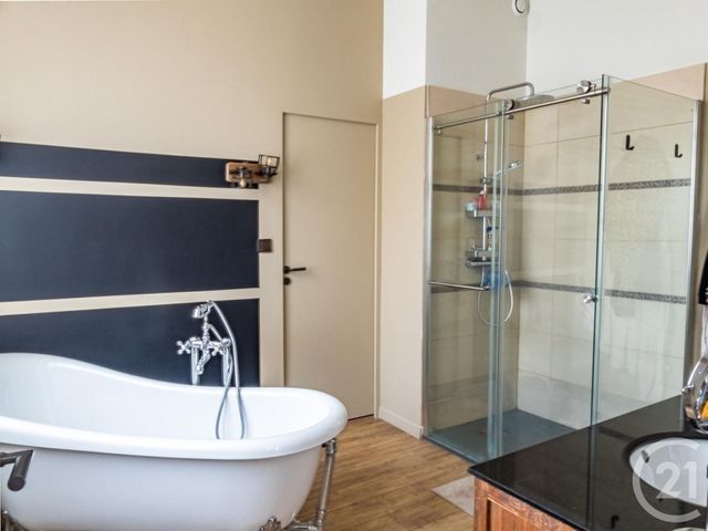 maison à vendre - 7 pièces - 394.0 m2 - L HUISSERIE - 53 - PAYS-DE-LOIRE - Century 21 Dréano Immobilier