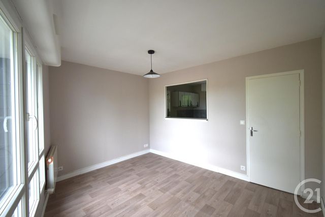 Appartement T1 à louer - 1 pièce - 23.01 m2 - LAVAL - 53 - PAYS-DE-LOIRE - Century 21 Dréano Immobilier