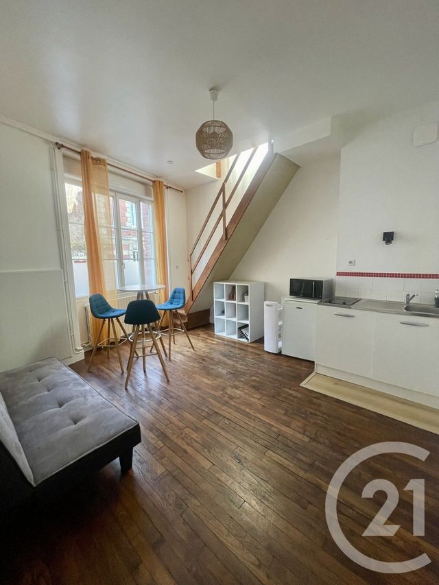 Appartement F2 à louer LAVAL