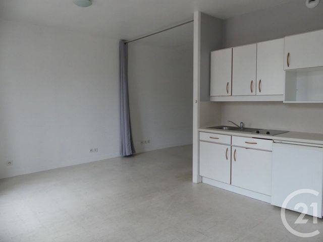 Appartement Studio à louer LAVAL