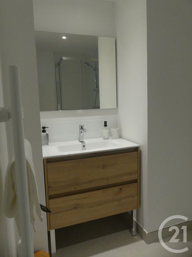 Appartement T1 à louer - 2 pièces - 34.72 m2 - LAVAL - 53 - PAYS-DE-LOIRE - Century 21 Dréano Immobilier