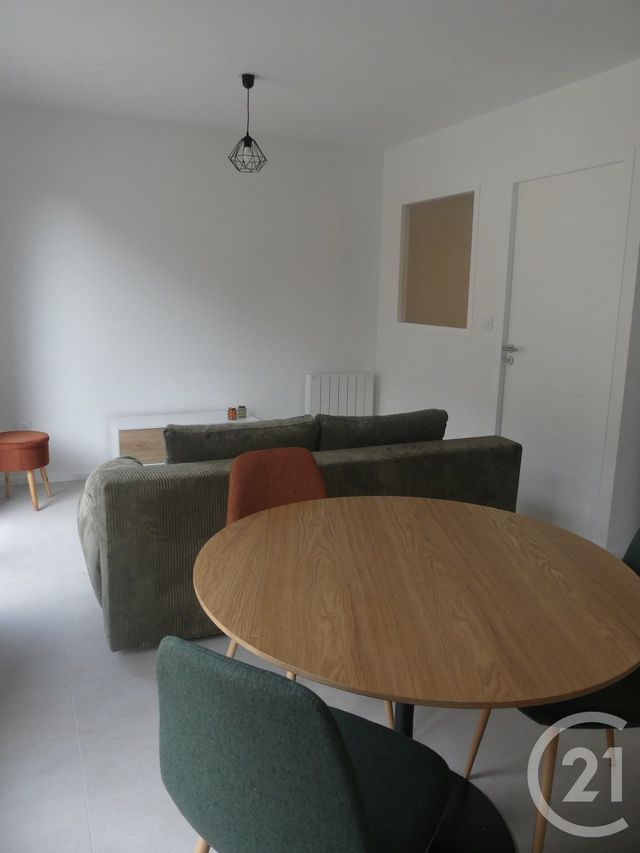 Appartement T1 à louer - 2 pièces - 34.72 m2 - LAVAL - 53 - PAYS-DE-LOIRE - Century 21 Dréano Immobilier