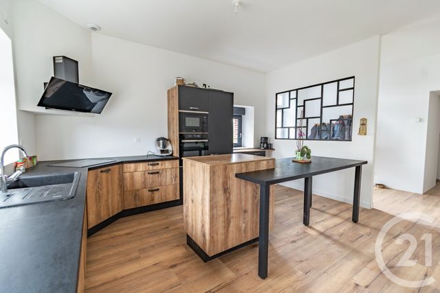 maison à vendre - 6 pièces - 200.0 m2 - BONCHAMP LES LAVAL - 53 - PAYS-DE-LOIRE - Century 21 Dréano Immobilier