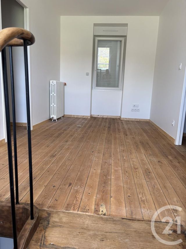 maison à louer - 6 pièces - 129.81 m2 - MAISONCELLES DU MAINE - 53 - PAYS-DE-LOIRE - Century 21 Dréano Immobilier