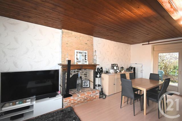 maison - CHAILLAND - 53