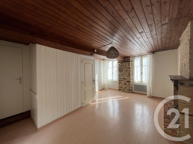 maison à louer - 3 pièces - 63.97 m2 - CHAILLAND - 53 - PAYS-DE-LOIRE - Century 21 Dréano Immobilier