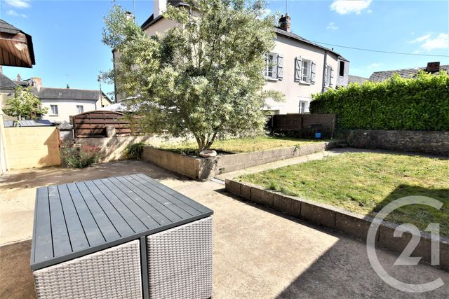 maison à louer - 3 pièces - 88.0 m2 - BAZOUGERS - 53 - PAYS-DE-LOIRE - Century 21 Dréano Immobilier