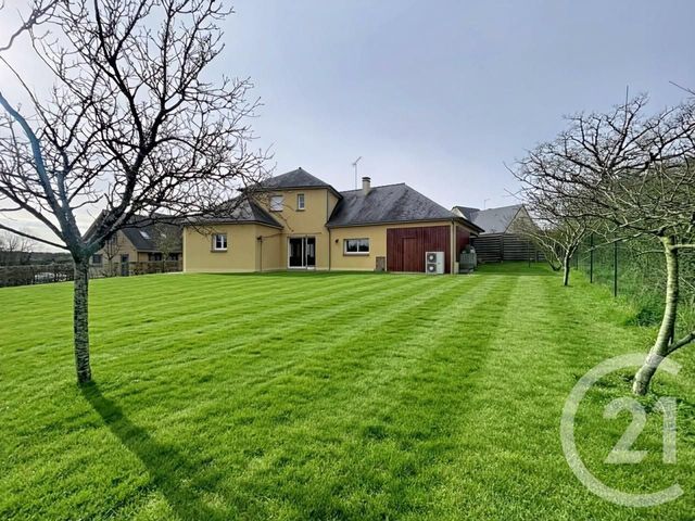 maison à vendre - 7 pièces - 180.71 m2 - MONTIGNE LE BRILLANT - 53 - PAYS-DE-LOIRE - Century 21 Dréano Immobilier