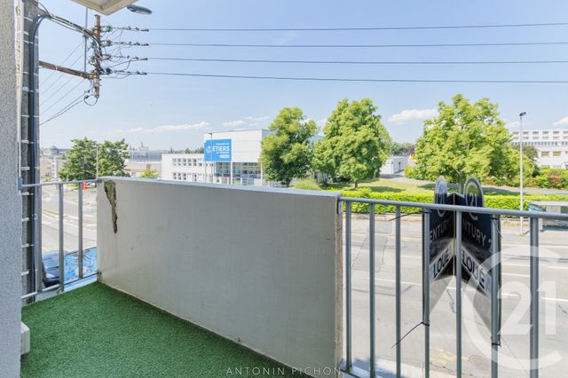 Appartement F5 à louer - 5 pièces - 103.0 m2 - LAVAL - 53 - PAYS-DE-LOIRE - Century 21 Dréano Immobilier