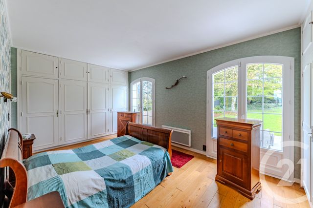 maison à vendre - 12 pièces - 238.0 m2 - ST BERTHEVIN - 53 - PAYS-DE-LOIRE - Century 21 Dréano Immobilier