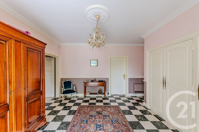 maison à vendre - 12 pièces - 238.0 m2 - ST BERTHEVIN - 53 - PAYS-DE-LOIRE - Century 21 Dréano Immobilier