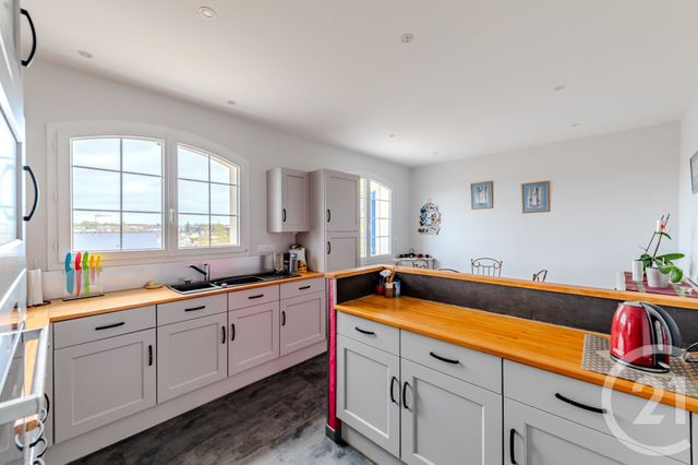 maison à vendre - 12 pièces - 238.0 m2 - ST BERTHEVIN - 53 - PAYS-DE-LOIRE - Century 21 Dréano Immobilier