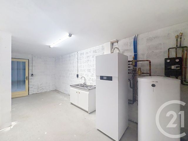 maison à louer - 6 pièces - 121.4 m2 - TORCE VIVIERS EN CHARNIE - 53 - PAYS-DE-LOIRE - Century 21 Dréano Immobilier