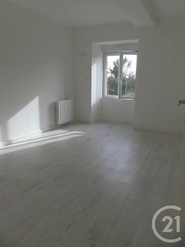 maison à louer - 4 pièces - 114.63 m2 - COSMES - 53 - PAYS-DE-LOIRE - Century 21 Dréano Immobilier