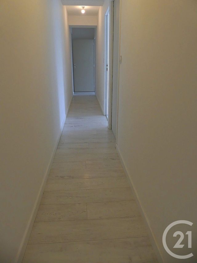 maison à louer - 4 pièces - 114.63 m2 - COSMES - 53 - PAYS-DE-LOIRE - Century 21 Dréano Immobilier