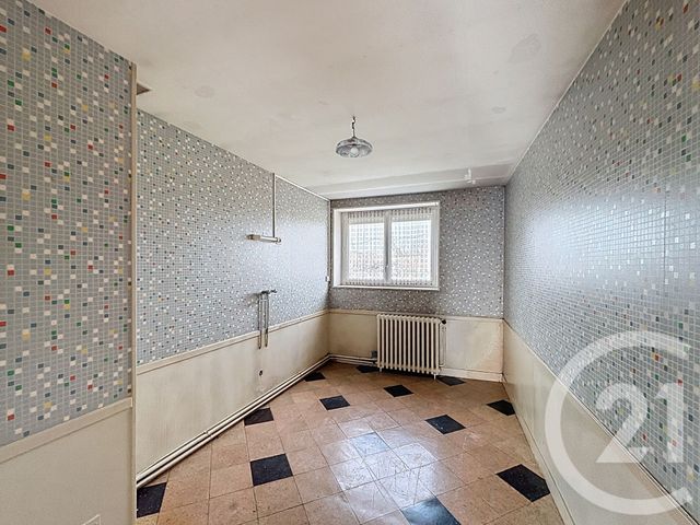 maison à vendre - 7 pièces - 140.0 m2 - NEUILLY LE VENDIN - 53 - PAYS-DE-LOIRE - Century 21 Dréano Immobilier