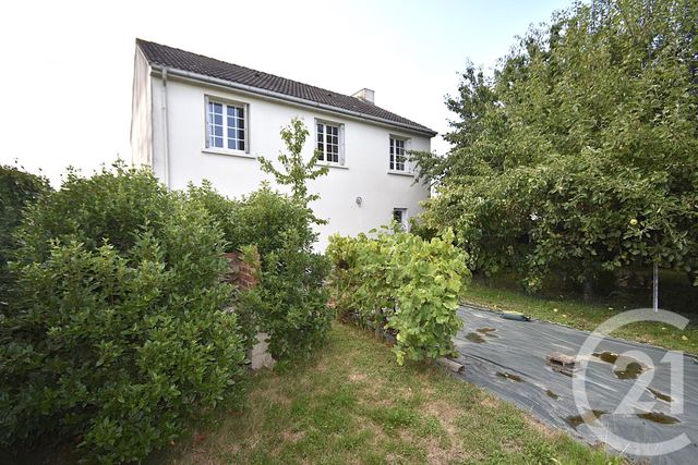 maison - BAZOUGERS - 53