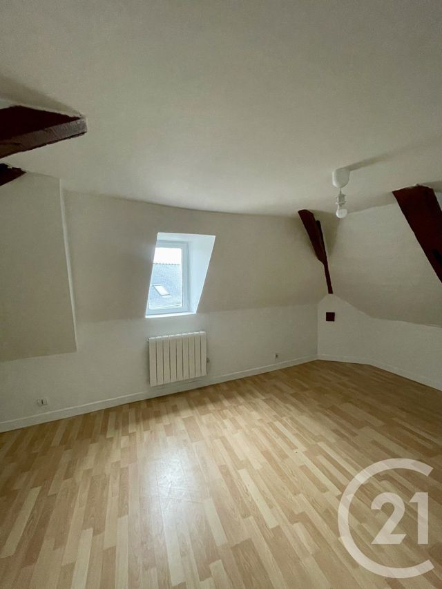 maison à louer - 4 pièces - 54.89 m2 - MESLAY DU MAINE - 53 - PAYS-DE-LOIRE - Century 21 Dréano Immobilier