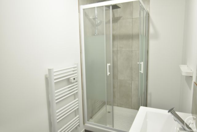 Appartement F2 à louer - 2 pièces - 34.73 m2 - ANDOUILLE - 53 - PAYS-DE-LOIRE - Century 21 Dréano Immobilier