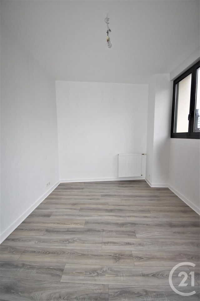 Appartement F2 à louer - 2 pièces - 47.66 m2 - LAVAL - 53 - PAYS-DE-LOIRE - Century 21 Dréano Immobilier