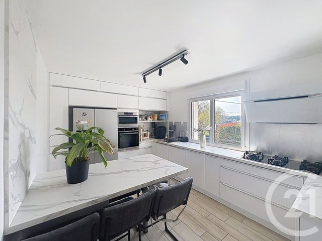 maison à vendre - 6 pièces - 151.4 m2 - 53 - PAYS-DE-LOIRE - Century 21 Dréano Immobilier