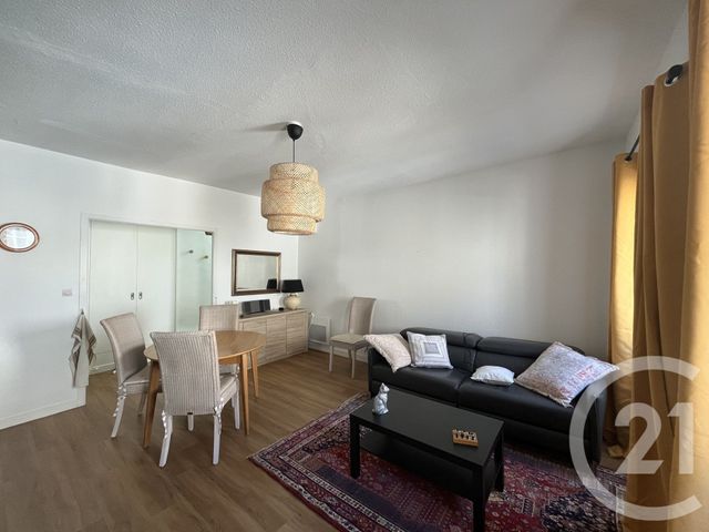 Appartement T2 à louer - 2 pièces - 42.54 m2 - LAVAL - 53 - PAYS-DE-LOIRE - Century 21 Dréano Immobilier