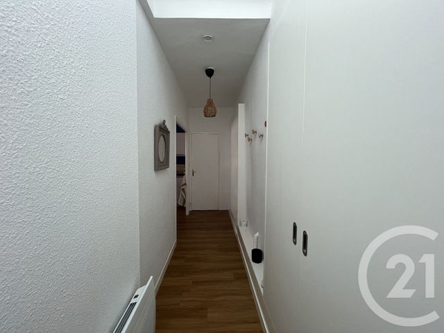 Appartement T2 à louer - 2 pièces - 42.54 m2 - LAVAL - 53 - PAYS-DE-LOIRE - Century 21 Dréano Immobilier