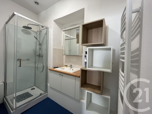 Appartement T2 à louer - 2 pièces - 42.54 m2 - LAVAL - 53 - PAYS-DE-LOIRE - Century 21 Dréano Immobilier