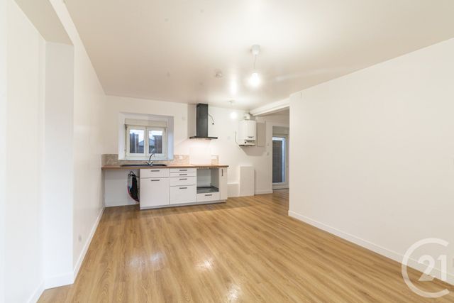 Appartement à louer - 2 pièces - 47.32 m2 - LOUVERNE - 53 - PAYS-DE-LOIRE - Century 21 Dréano Immobilier