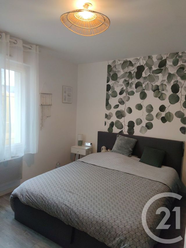 maison à louer - 5 pièces - 100.7 m2 - ST BERTHEVIN - 53 - PAYS-DE-LOIRE - Century 21 Dréano Immobilier