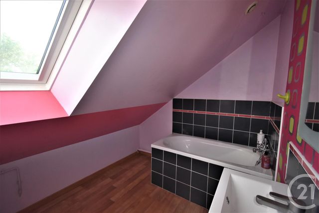 maison à louer - 4 pièces - 73.82 m2 - NUILLE SUR VICOIN - 53 - PAYS-DE-LOIRE - Century 21 Dréano Immobilier