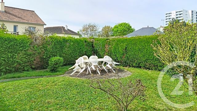 maison à vendre - 5 pièces - 73.0 m2 - LAVAL - 53 - PAYS-DE-LOIRE - Century 21 Dréano Immobilier