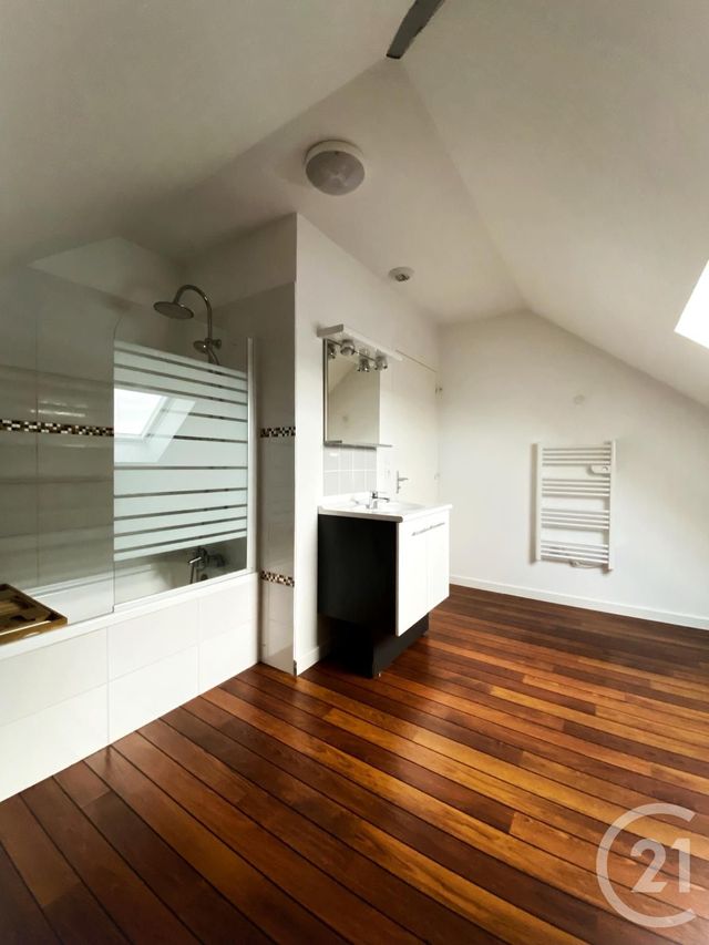 Appartement F2 à louer - 2 pièces - 35.69 m2 - LAVAL - 53 - PAYS-DE-LOIRE - Century 21 Dréano Immobilier