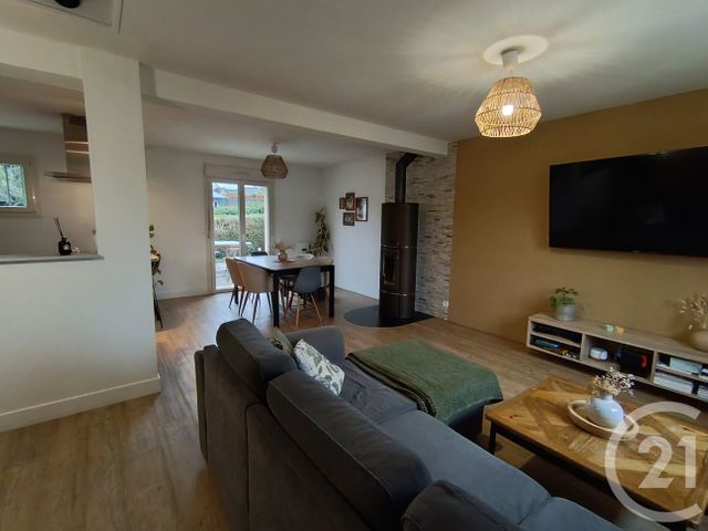 maison à vendre - 4 pièces - 96.8 m2 - L HUISSERIE - 53 - PAYS-DE-LOIRE - Century 21 Dréano Immobilier