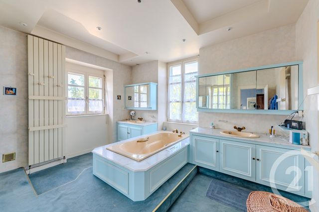 maison à vendre - 12 pièces - 374.5 m2 - VITRE - 35 - BRETAGNE - Century 21 Dréano Immobilier