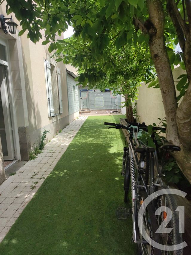 maison à louer - 6 pièces - 155.0 m2 - LAVAL - 53 - PAYS-DE-LOIRE - Century 21 Dréano Immobilier