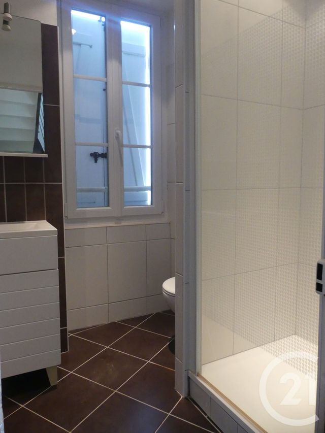 maison à louer - 6 pièces - 155.0 m2 - LAVAL - 53 - PAYS-DE-LOIRE - Century 21 Dréano Immobilier