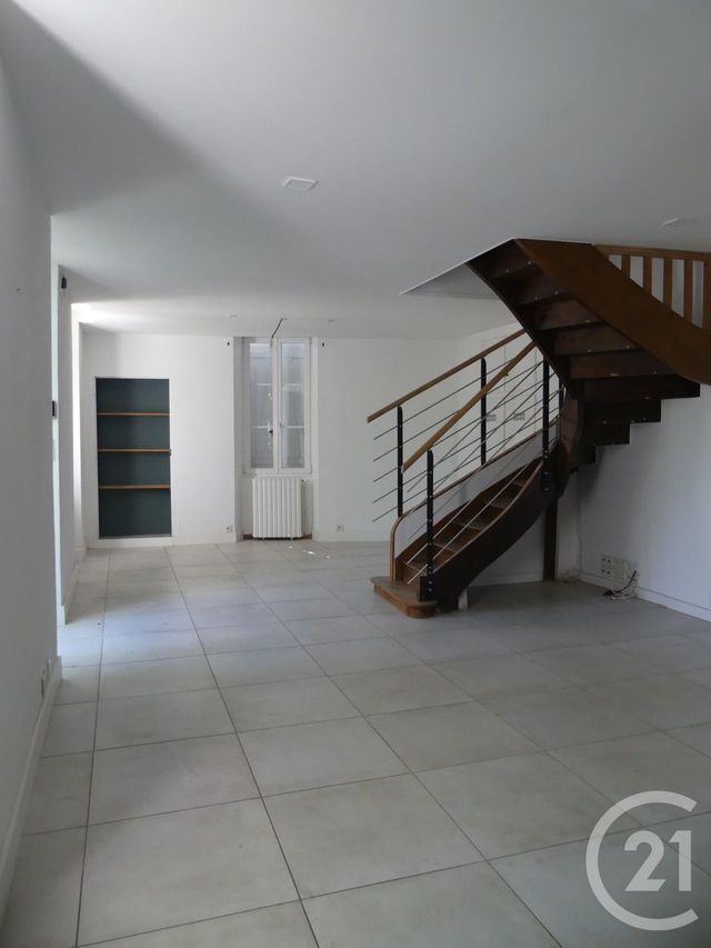 maison à louer - 6 pièces - 155.0 m2 - LAVAL - 53 - PAYS-DE-LOIRE - Century 21 Dréano Immobilier