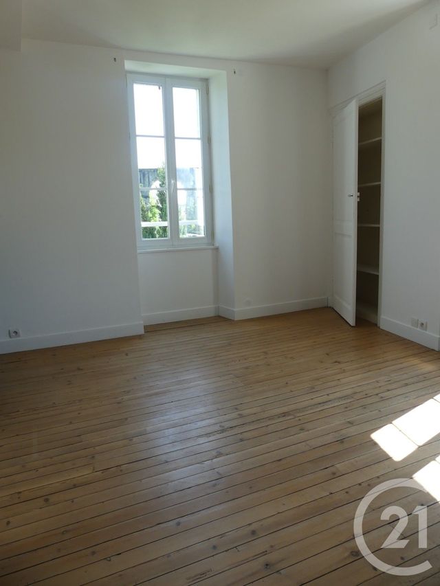 maison à louer - 6 pièces - 155.0 m2 - LAVAL - 53 - PAYS-DE-LOIRE - Century 21 Dréano Immobilier