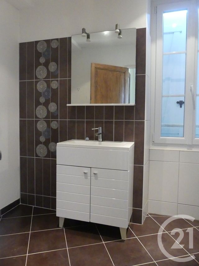 maison à louer - 6 pièces - 155.0 m2 - LAVAL - 53 - PAYS-DE-LOIRE - Century 21 Dréano Immobilier