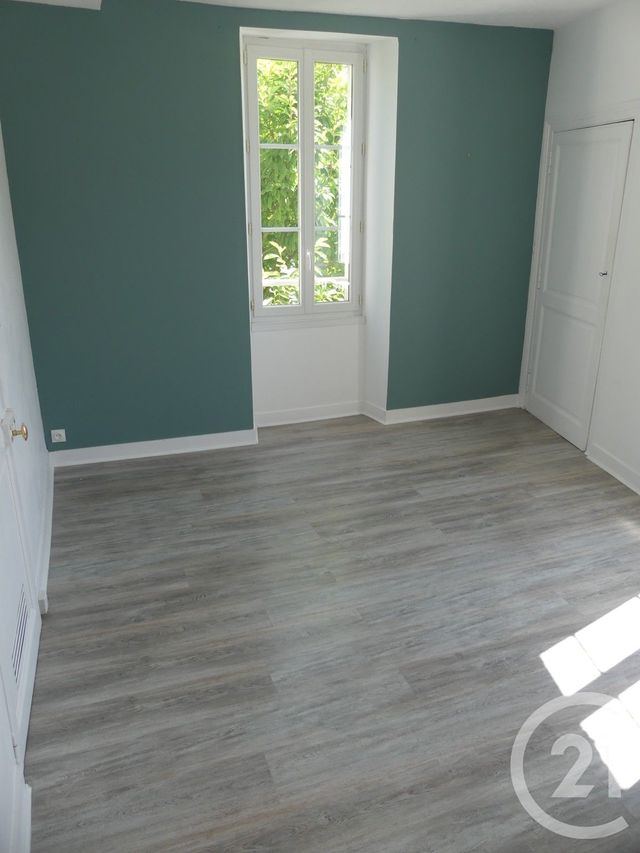 maison à louer - 6 pièces - 155.0 m2 - LAVAL - 53 - PAYS-DE-LOIRE - Century 21 Dréano Immobilier