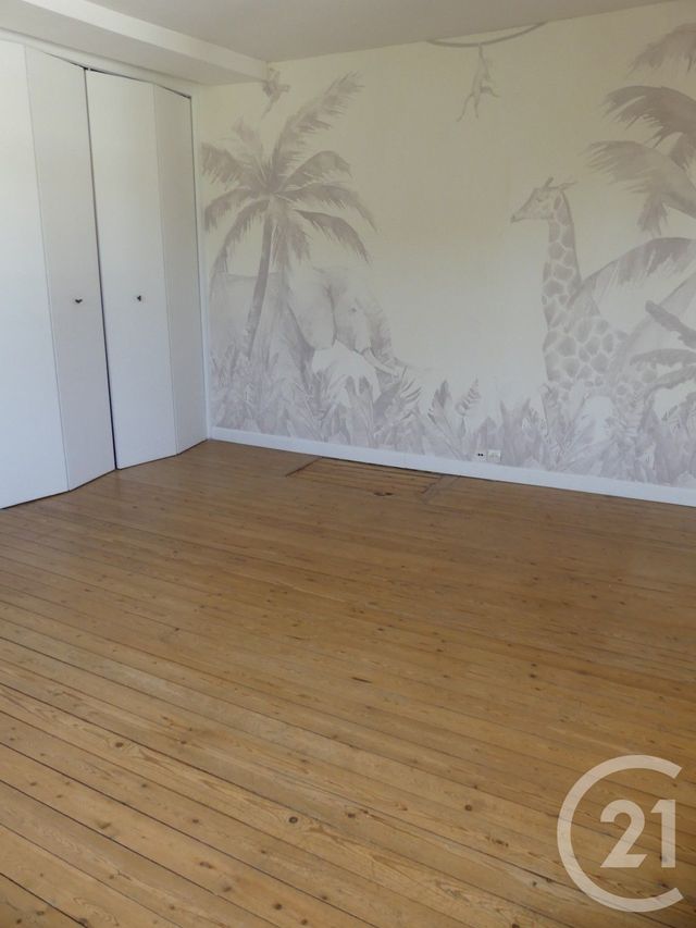 maison à louer - 6 pièces - 155.0 m2 - LAVAL - 53 - PAYS-DE-LOIRE - Century 21 Dréano Immobilier